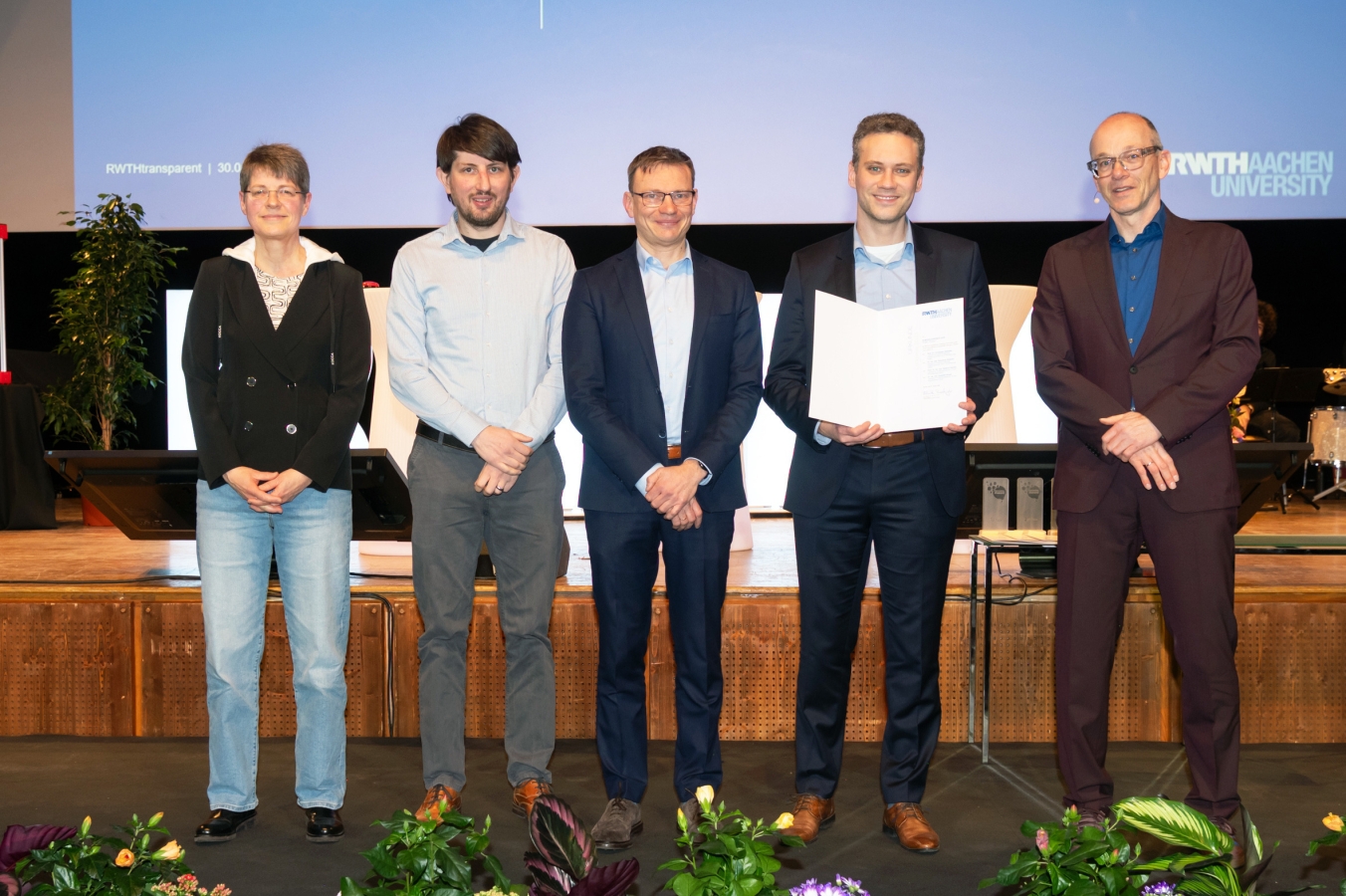 ../../images/news/Lehrpreis Phyphox Staacks Stampfer.jpg